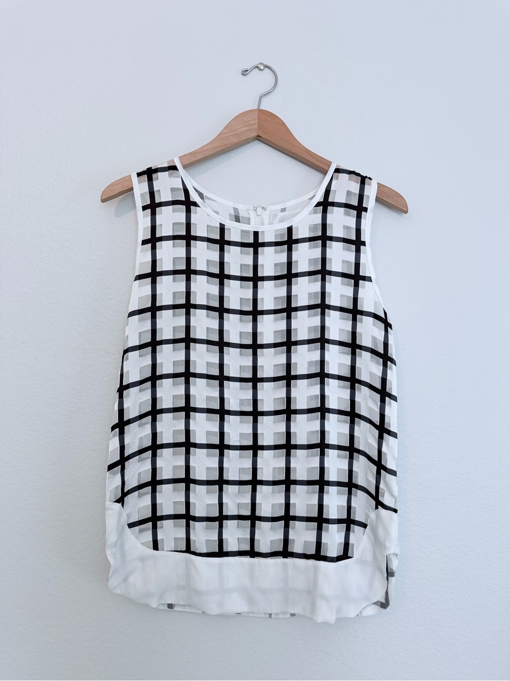J.O.A. Black and White Checkered Sleeveless Camisole XS